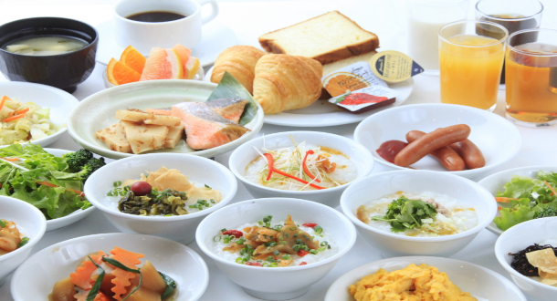 朝食バイキング